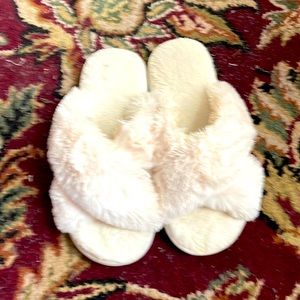Vanilla off-white slippers